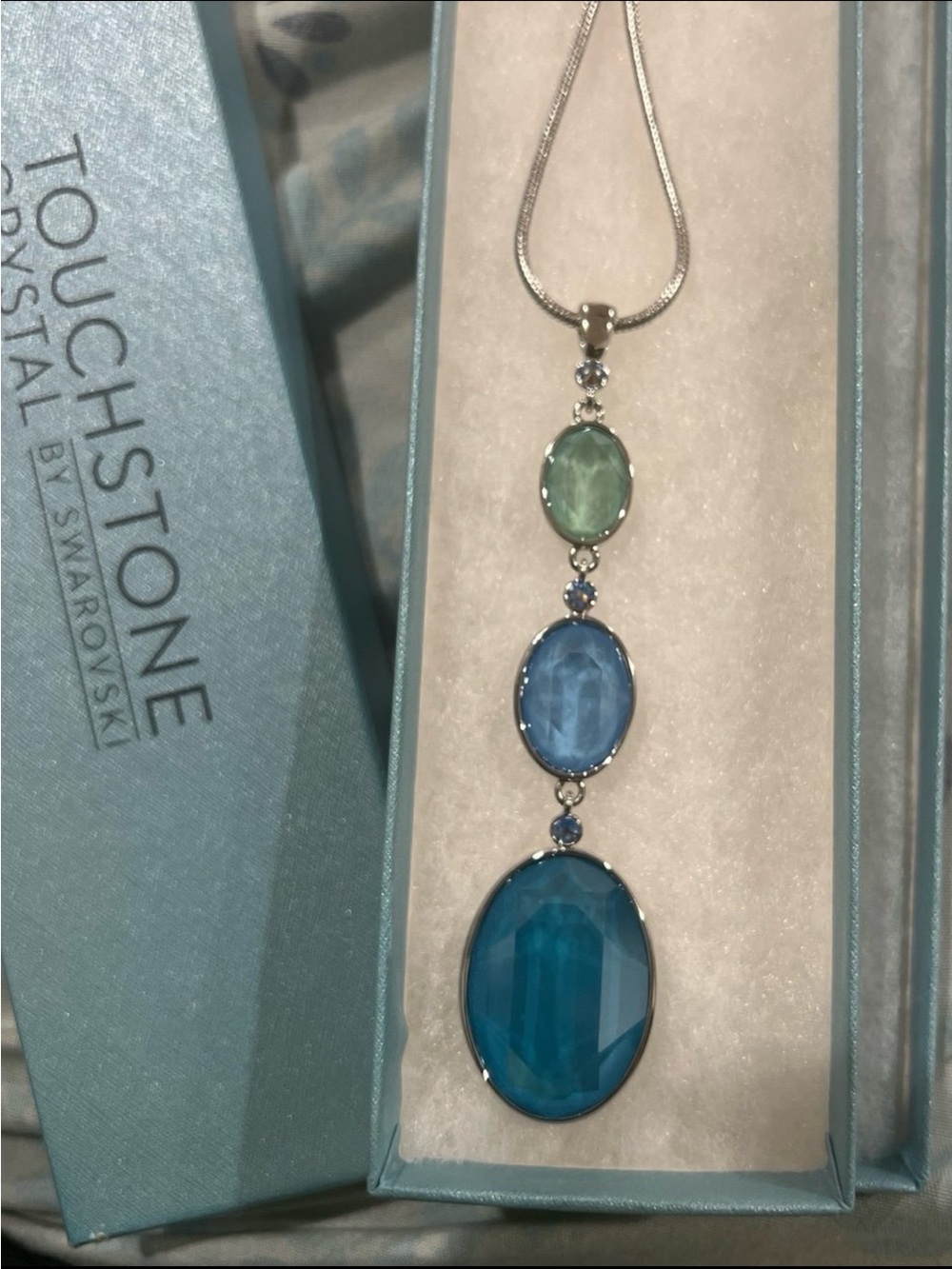 TOUCHSTONE CRYSTAL BY SWAROVSKI, SUMMER DROP PENDANT, BLUE, RHODIUM PLATING - Picture 4 of 13